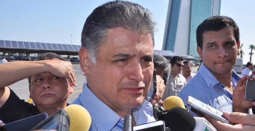 Almanza Armas, , Presidente de la Federación de Camaras de Comercio en Tamaulipas.