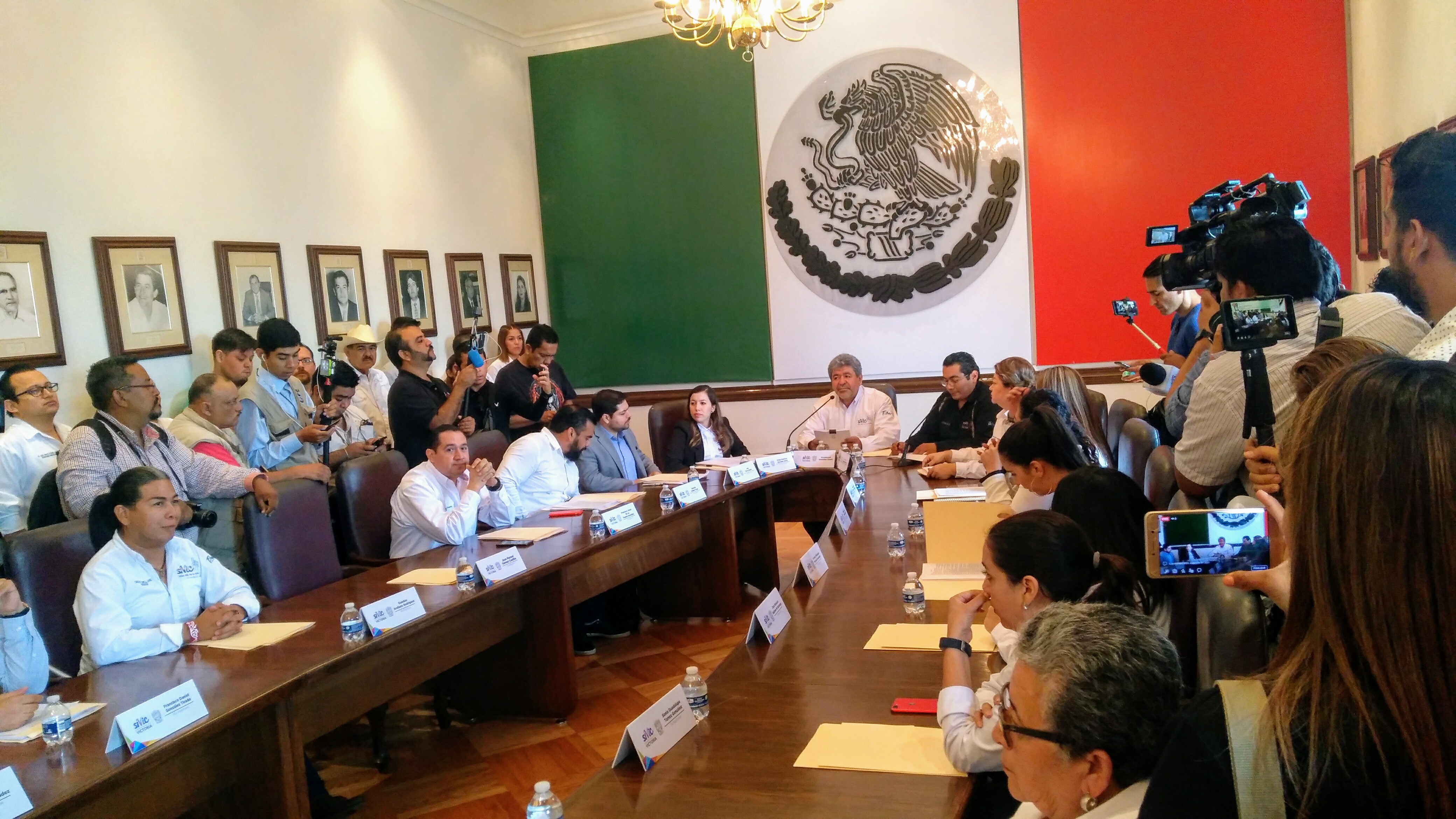 Cabildo aprueba 26 comisiones